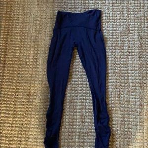 Ivivva navy leggings